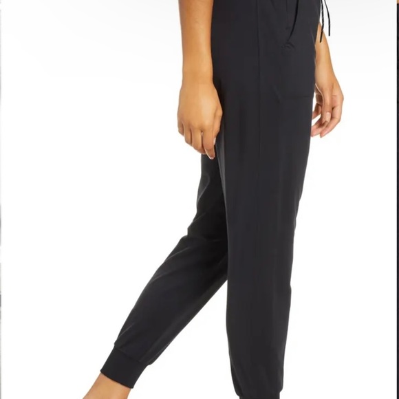 Zella Drawstring Waist Jogger Sweatpants Womens Size Medium Plum Deep Purple EUC - Picture 10 of 11